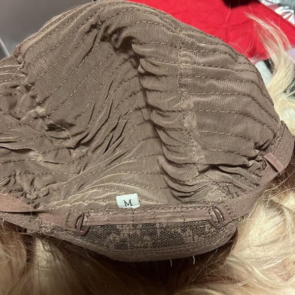 Human hair wig hand tied - Picture 2 of 3